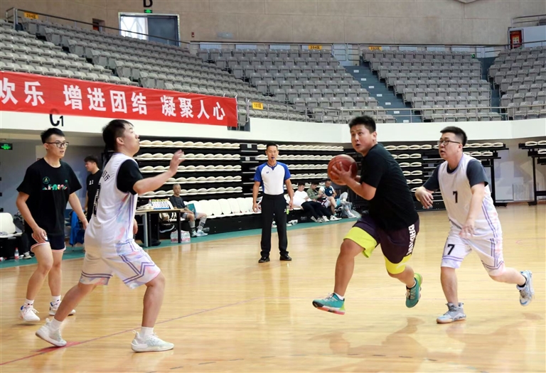 农行昌吉分行举办2024年职工体育比赛