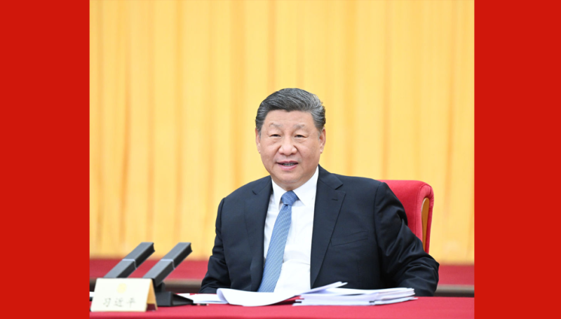 习近平看望全国政协委员